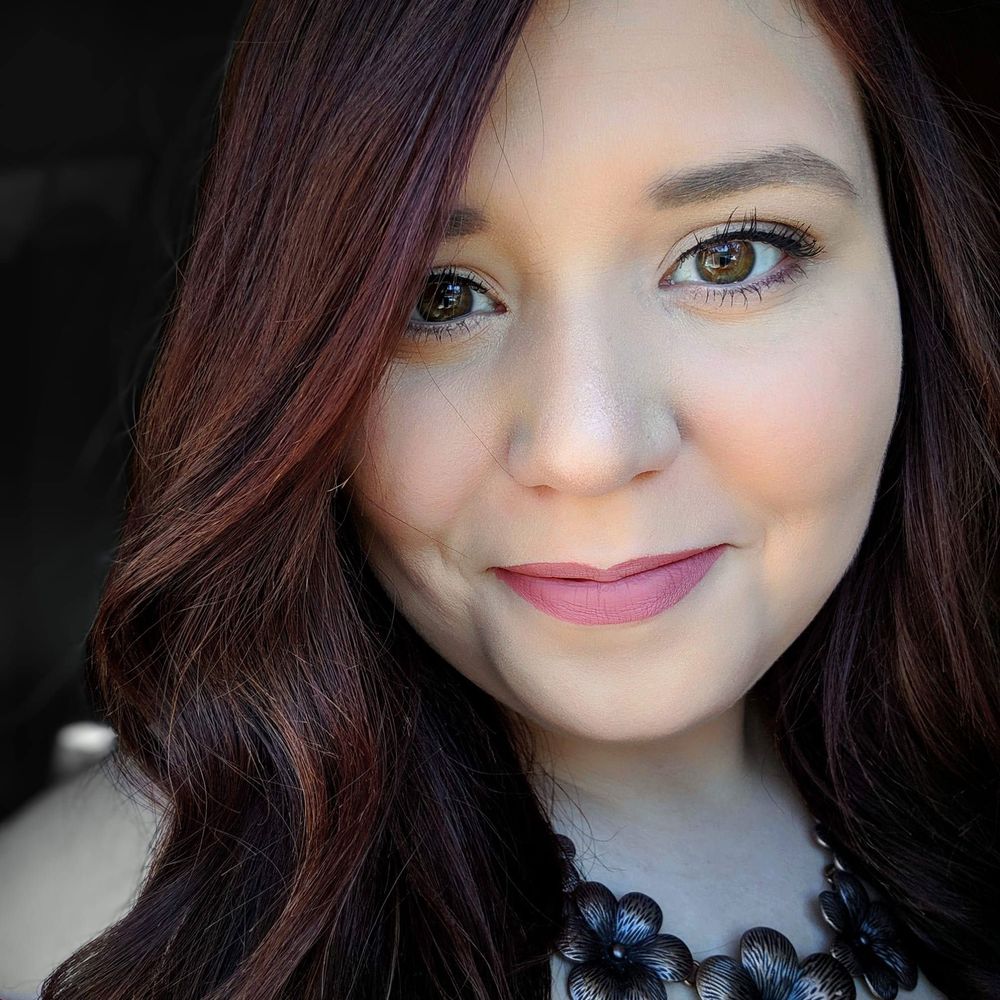 Meet your Posher, Becca